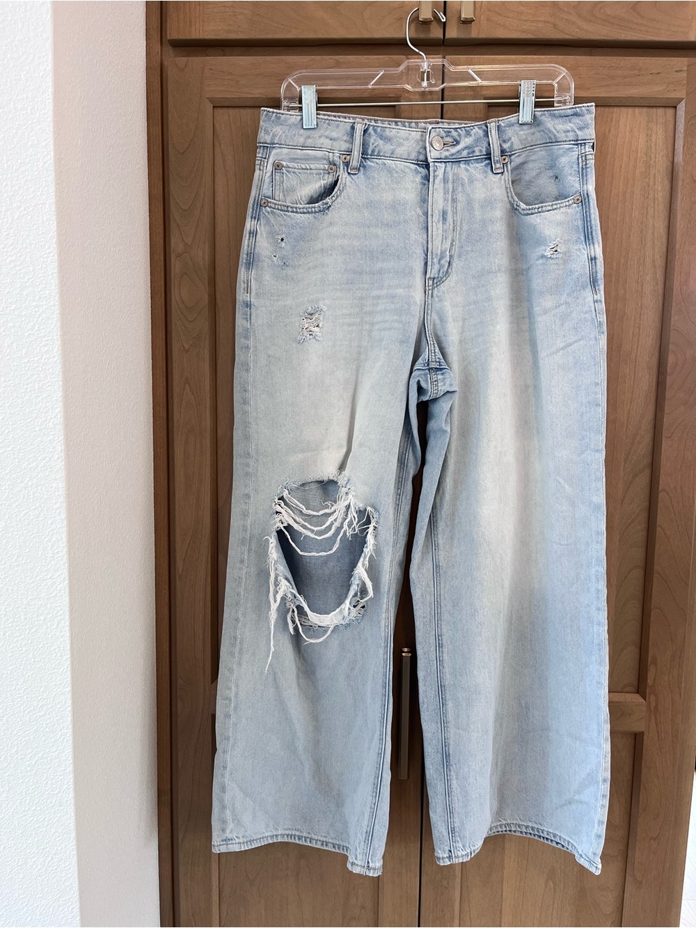 American Eagle Strigid Wide Leg Jeans